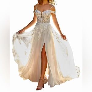 Lace appliquéd Wedding Dress off white